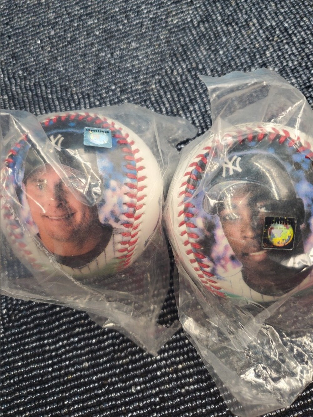 New York Yankees Alfonso Soriano #12& Jason Giambi #25 Baseball Fotoball Sealed